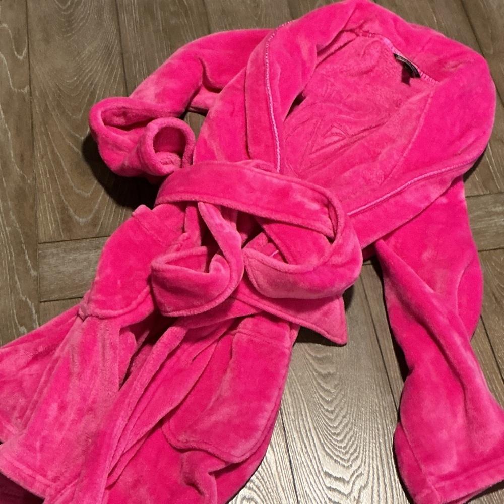 Victoria's Secret Hot Pink Plush Robe sz XS/S